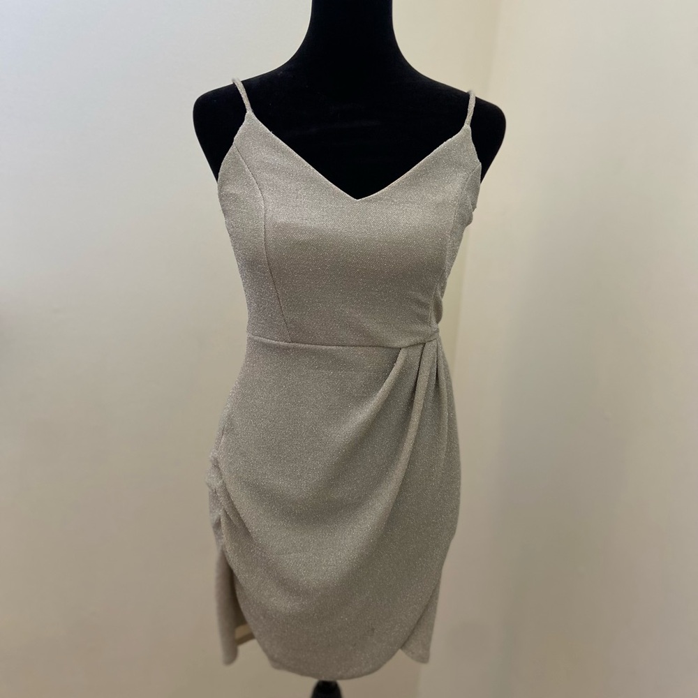 Lulus Silver/Gold Homecoming/Party Woman’s Dress Size Small